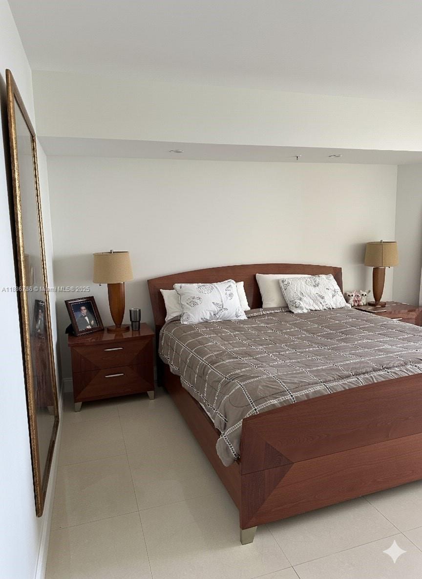 LA PERLA CONDO - Residential