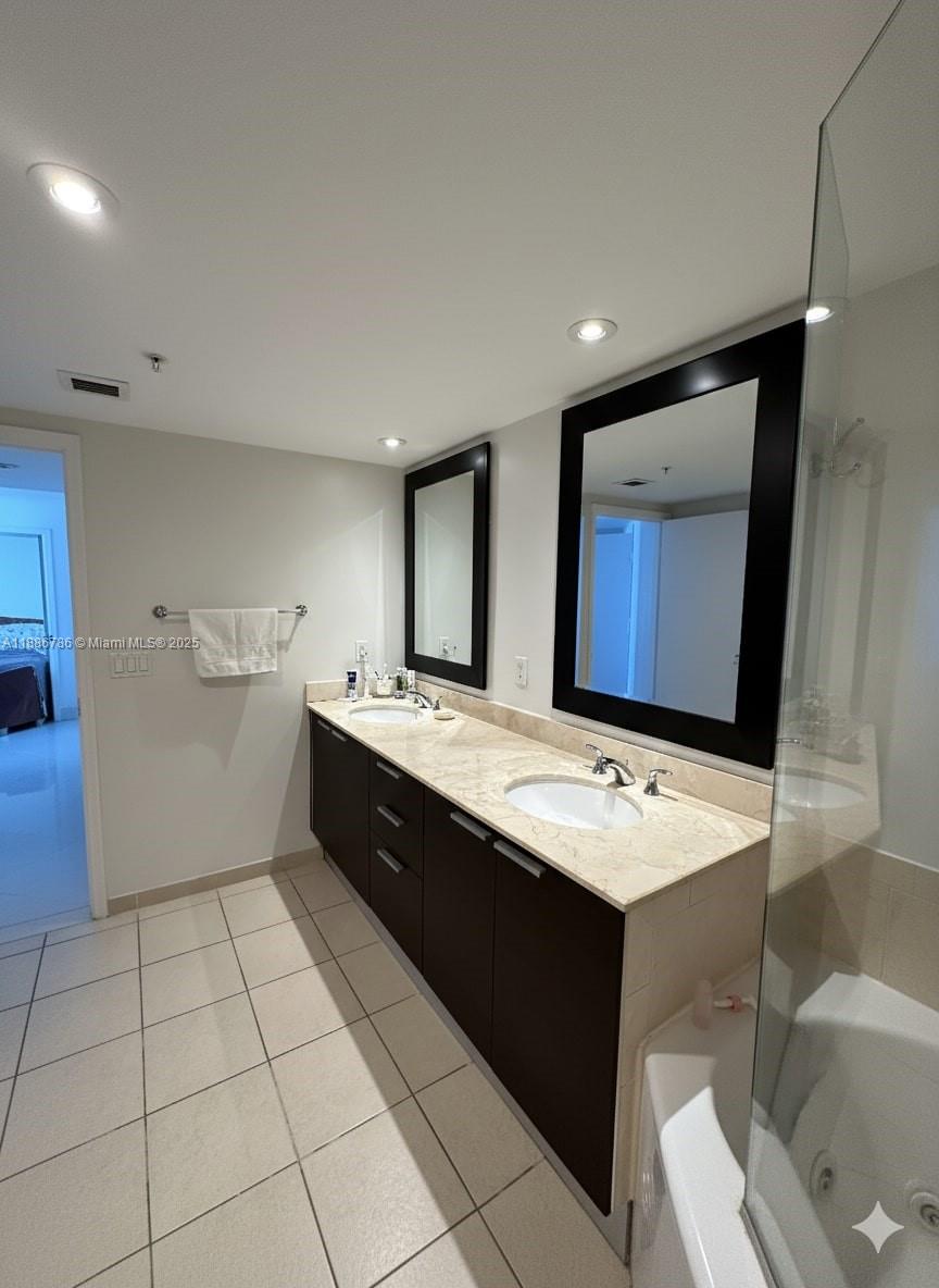 LA PERLA CONDO - Residential