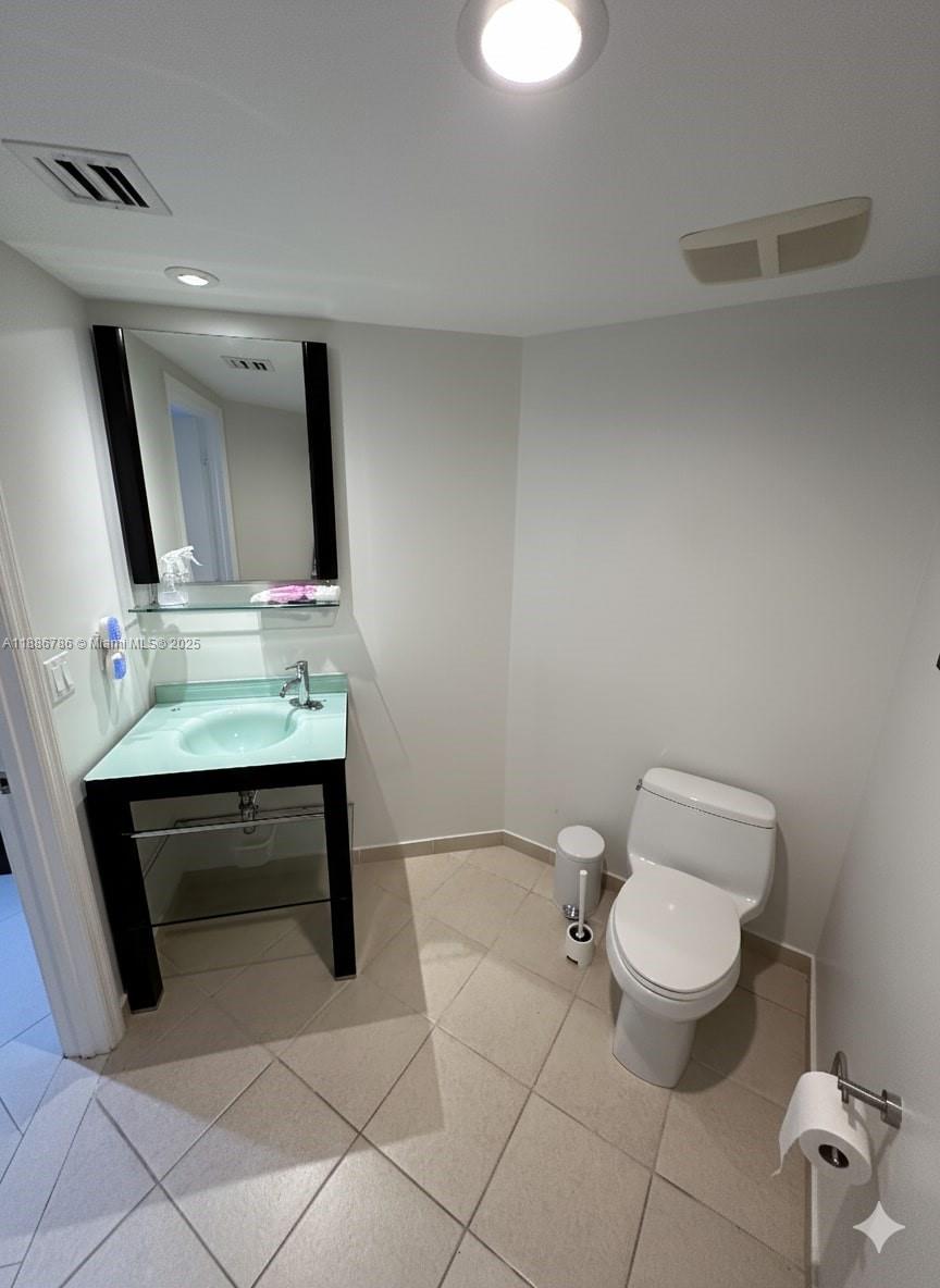 LA PERLA CONDO - Residential