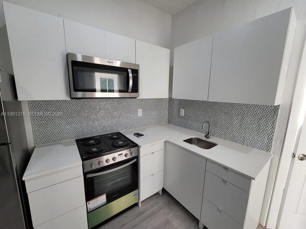 CITY OF MIAMI SOUTH - Residential Lease