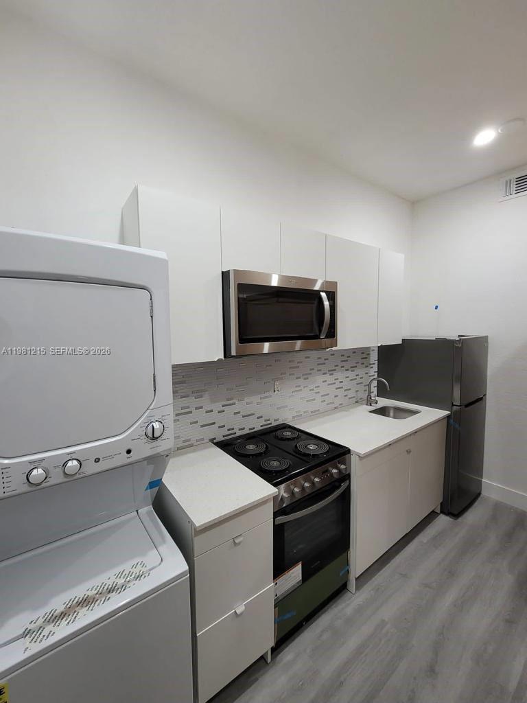 CITY OF MIAMI SOUTH - Residential Lease