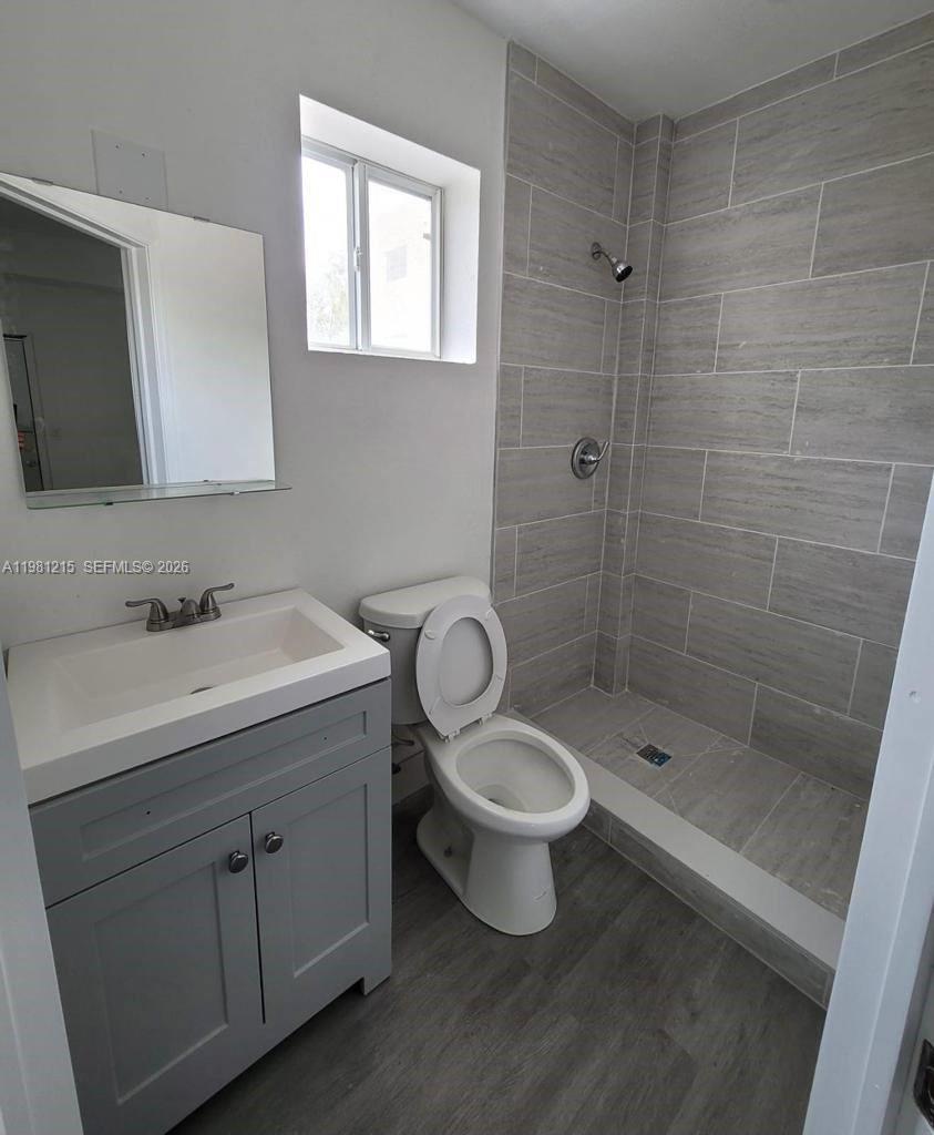 CITY OF MIAMI SOUTH - Residential Lease