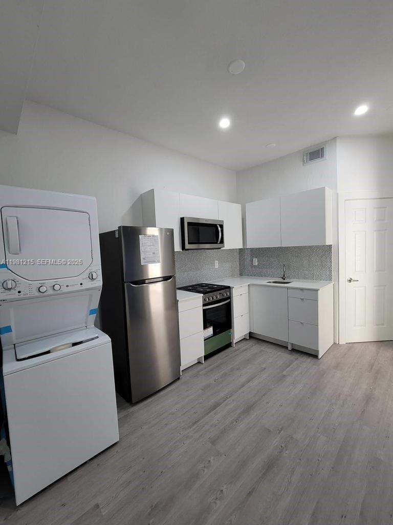 CITY OF MIAMI SOUTH - Residential Lease