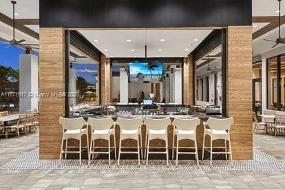 LOTUS PALM - Residential Lease