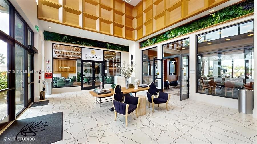 LOTUS PALM - Residential Lease