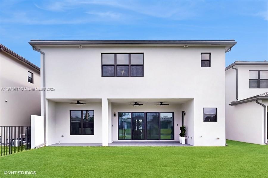 LOTUS PALM - Residential Lease