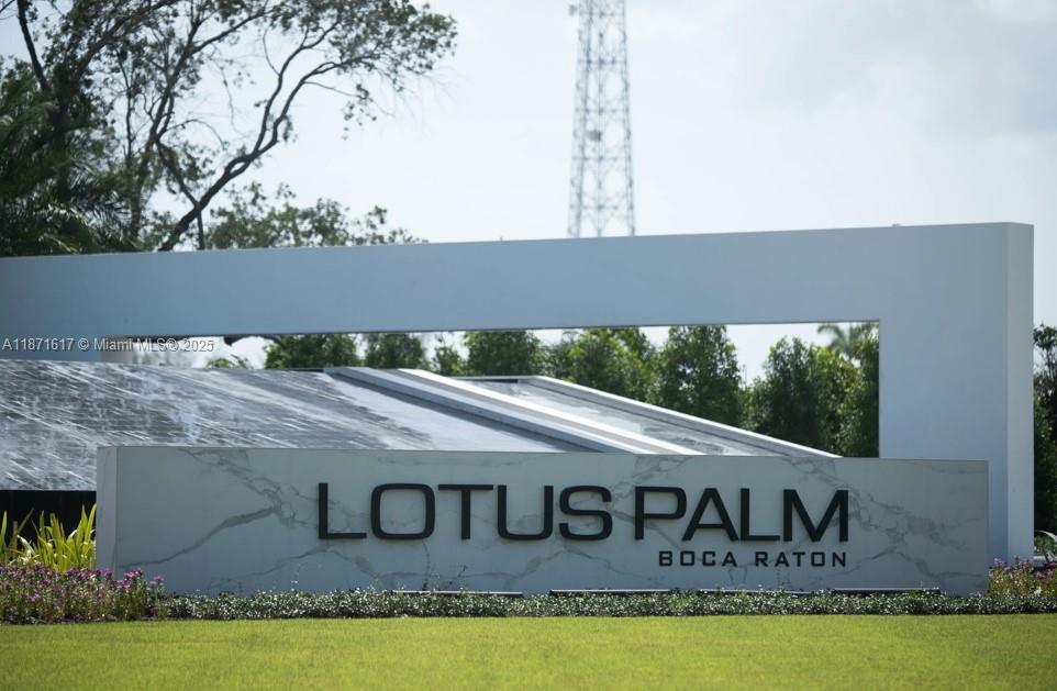 LOTUS PALM - Residential Lease