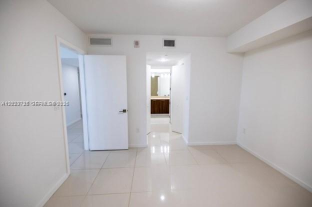 5252 PASEO CONDO - Residential