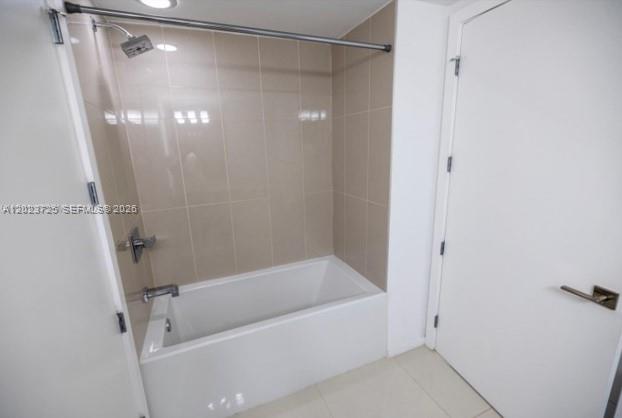 5252 PASEO CONDO - Residential
