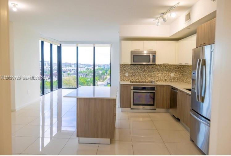 5252 PASEO CONDO - Residential