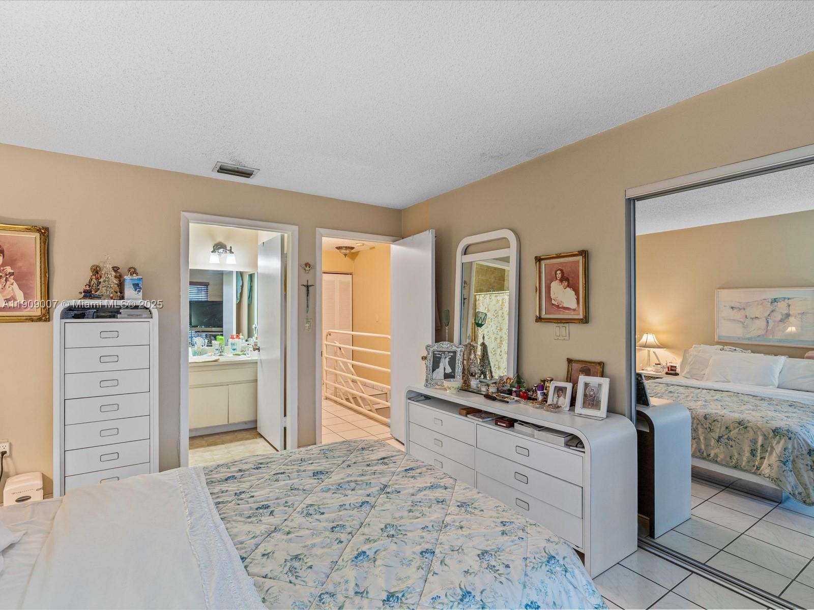 LES CHATEAUX AT INT GARDE - Residential