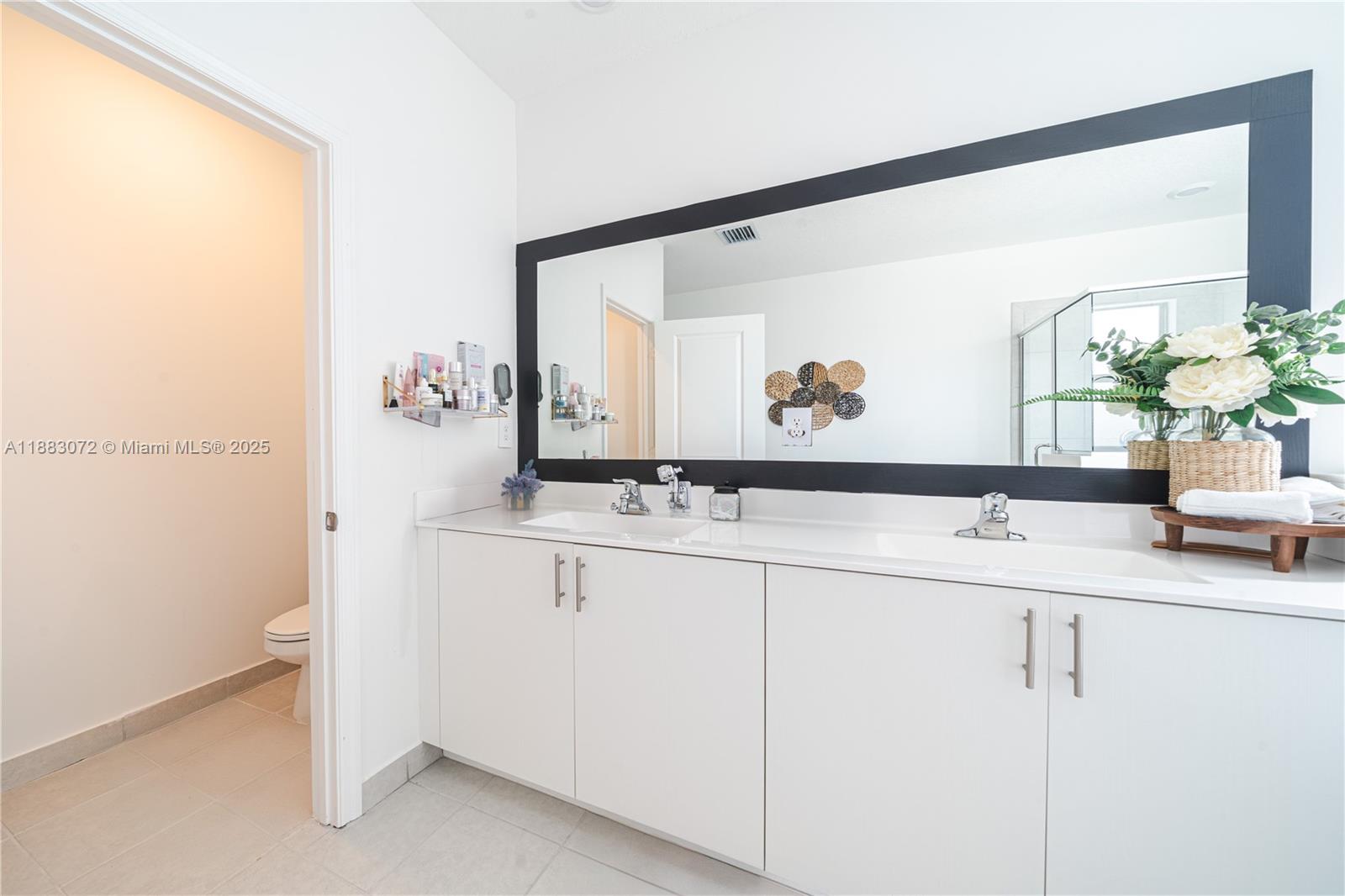 KENDALL ASSEMBLAGE NORTH - Residential