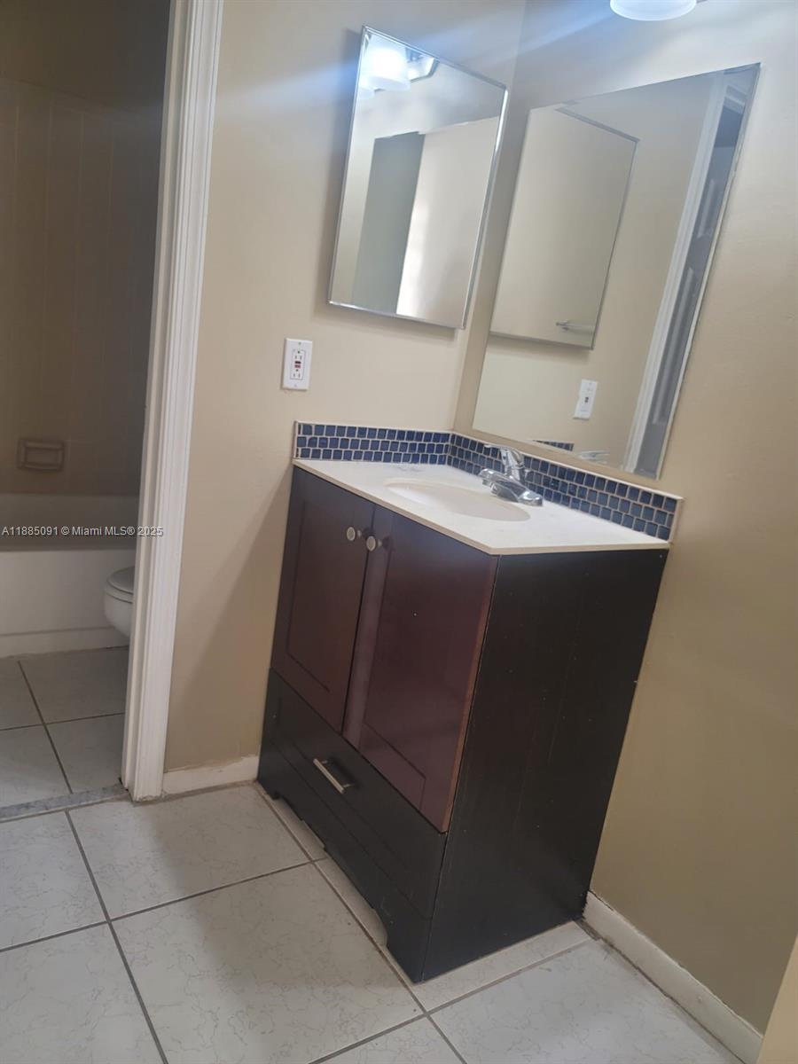 MCARTHUR PARK MISTY LK CO - Residential