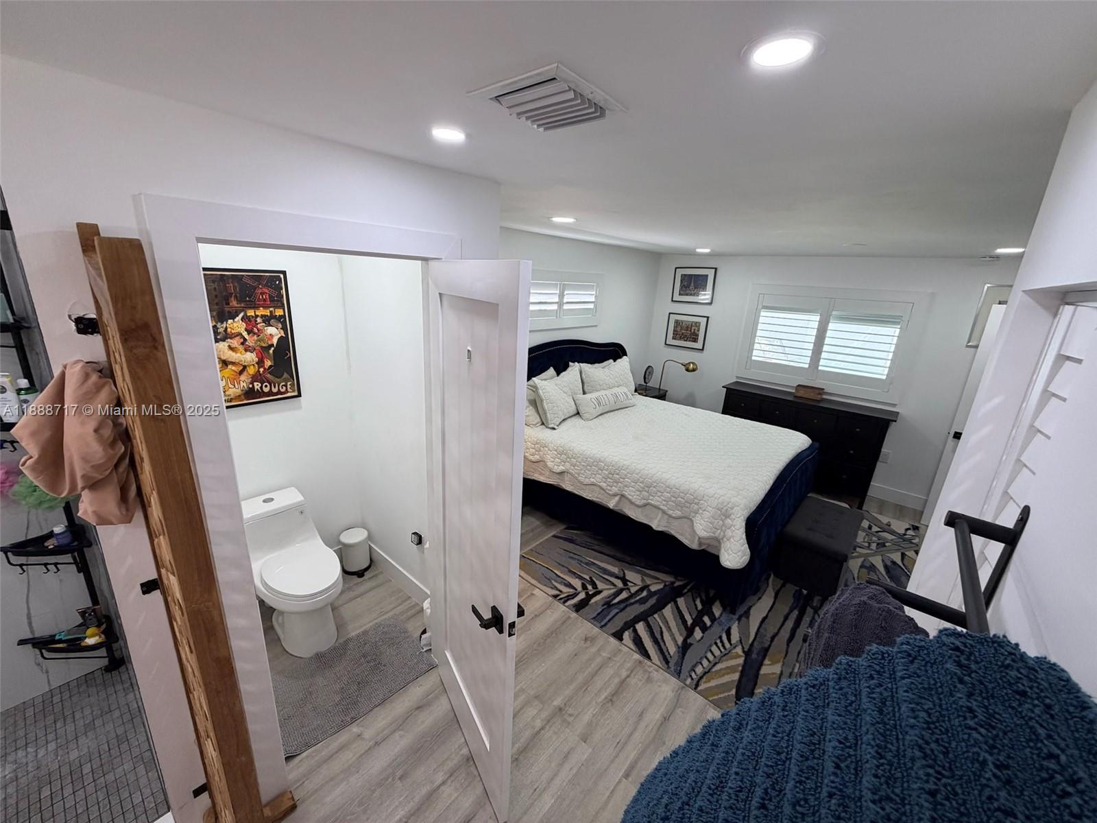 PINECREST ACRES-RESUB OF - Residential
