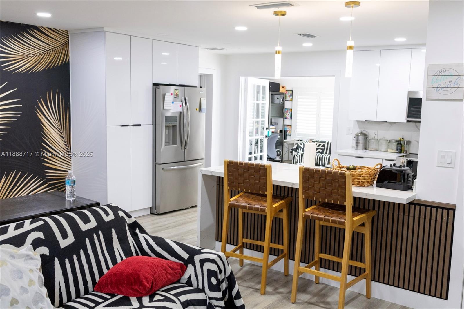 PINECREST ACRES-RESUB OF - Residential