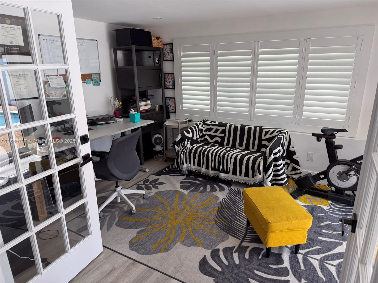 PINECREST ACRES-RESUB OF - Residential