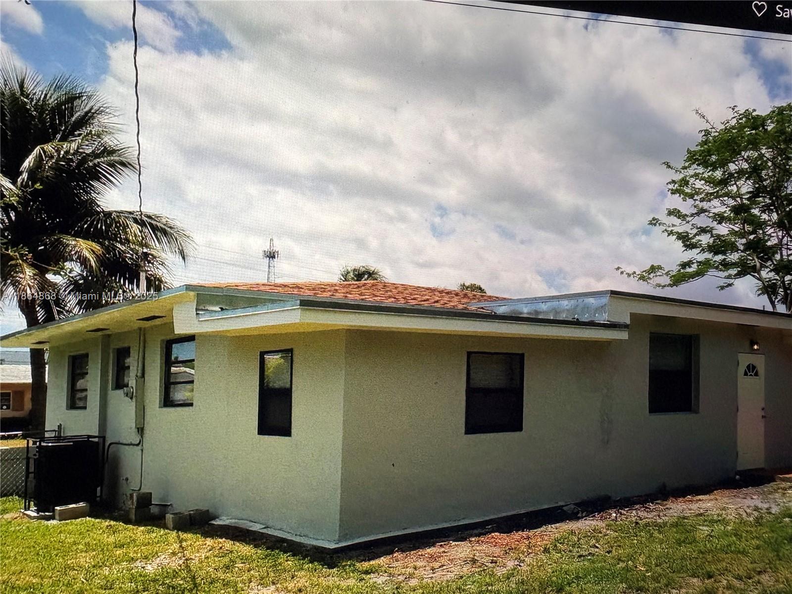 WESTON VILLAGE - Residential