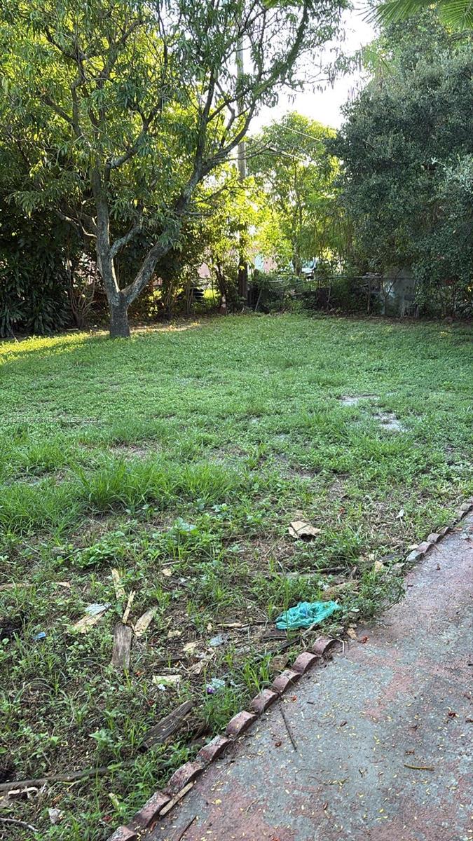 WESTON VILLAGE - Residential