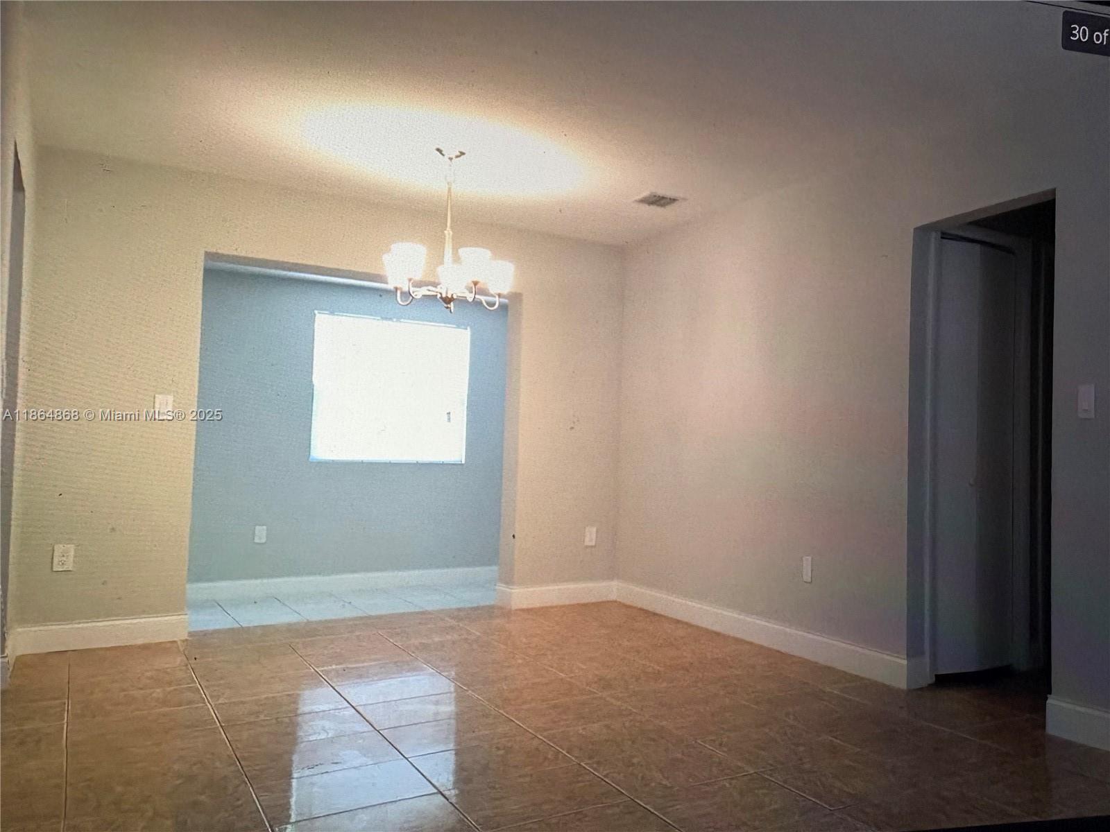 WESTON VILLAGE - Residential