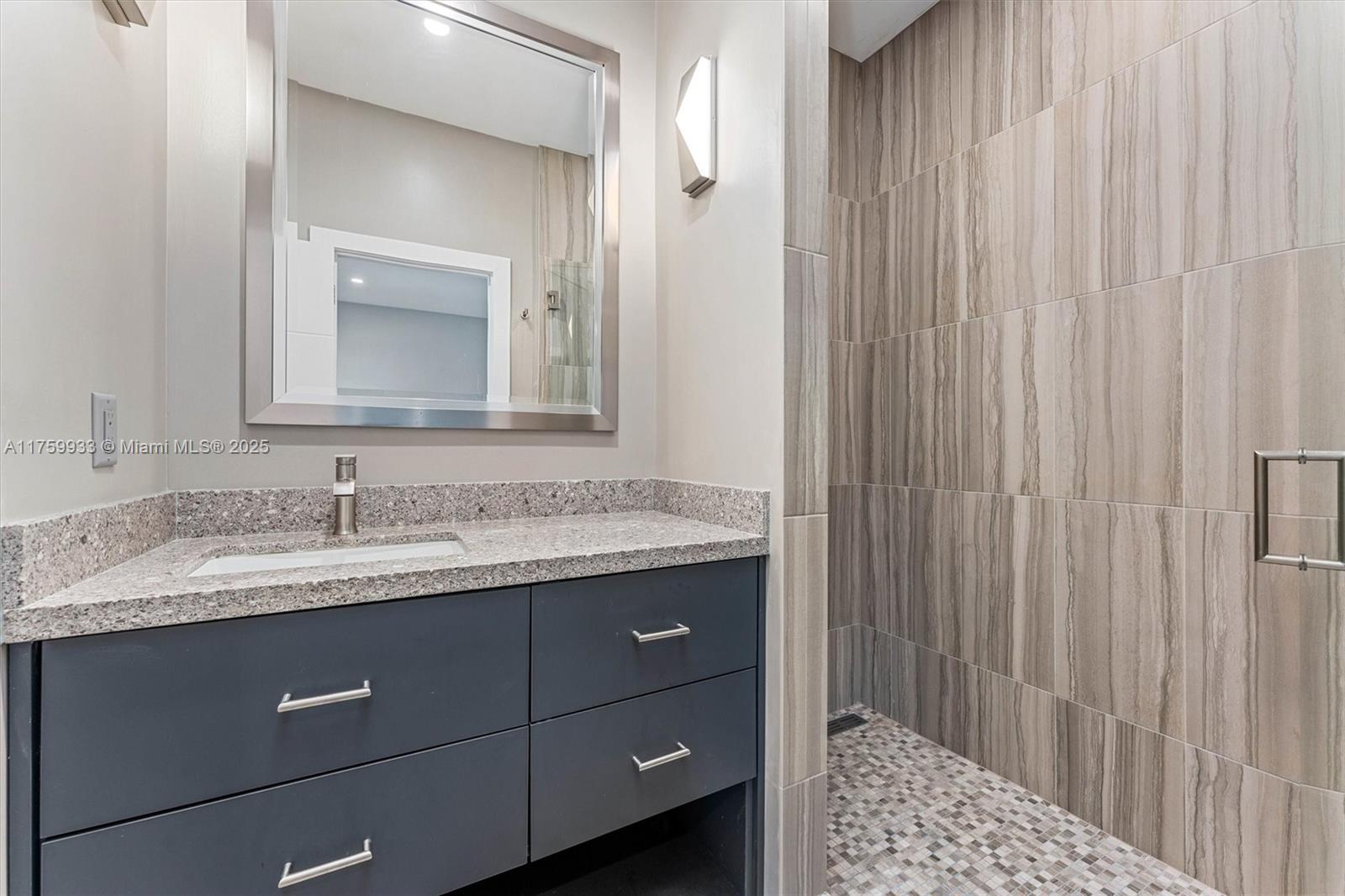 HILLSBORO ISLES - Residential Income