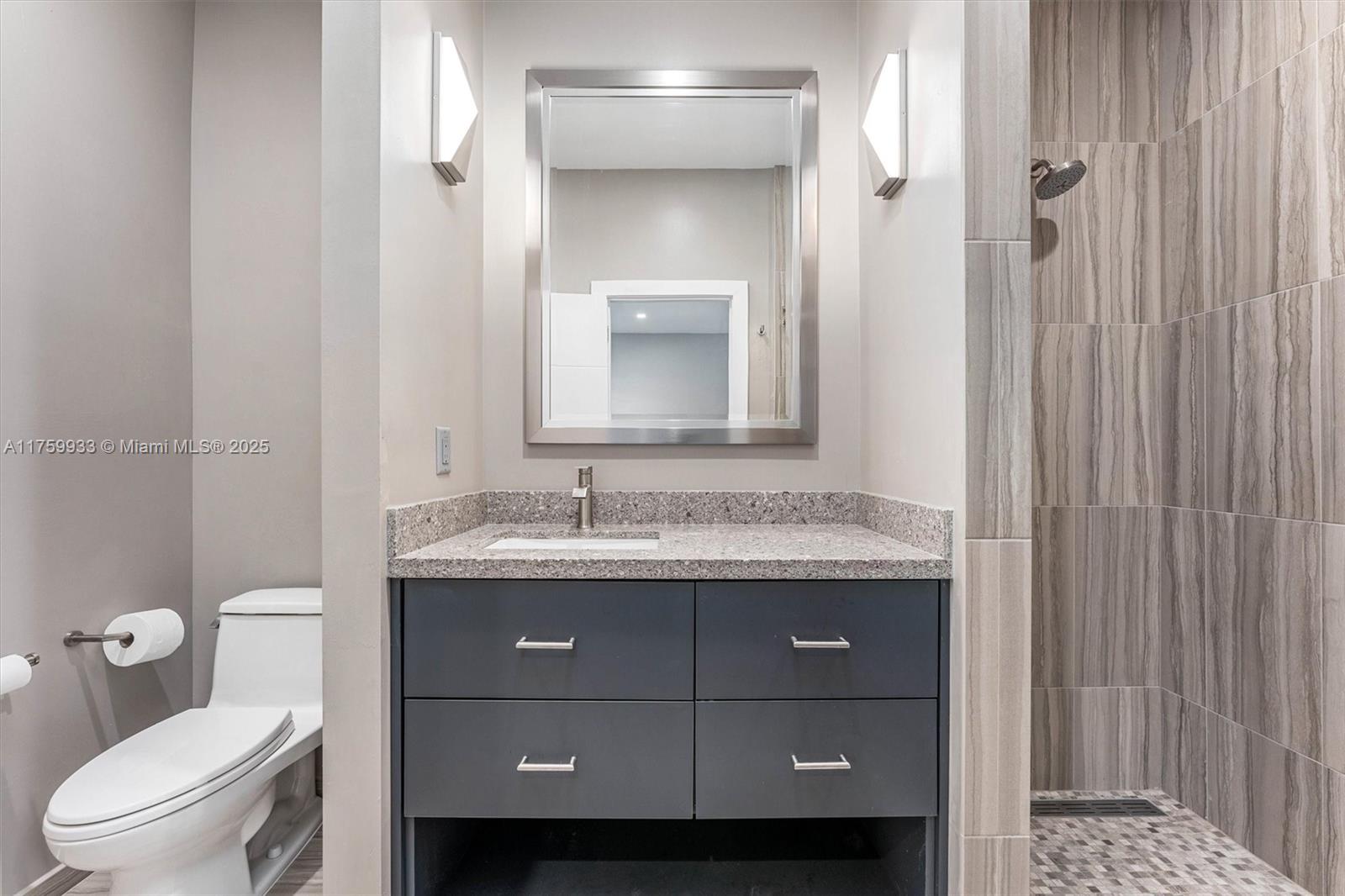 HILLSBORO ISLES - Residential Income
