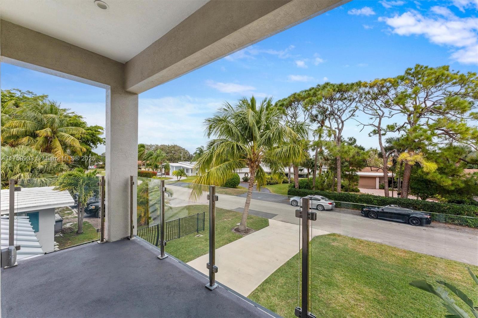 HILLSBORO ISLES - Residential Income