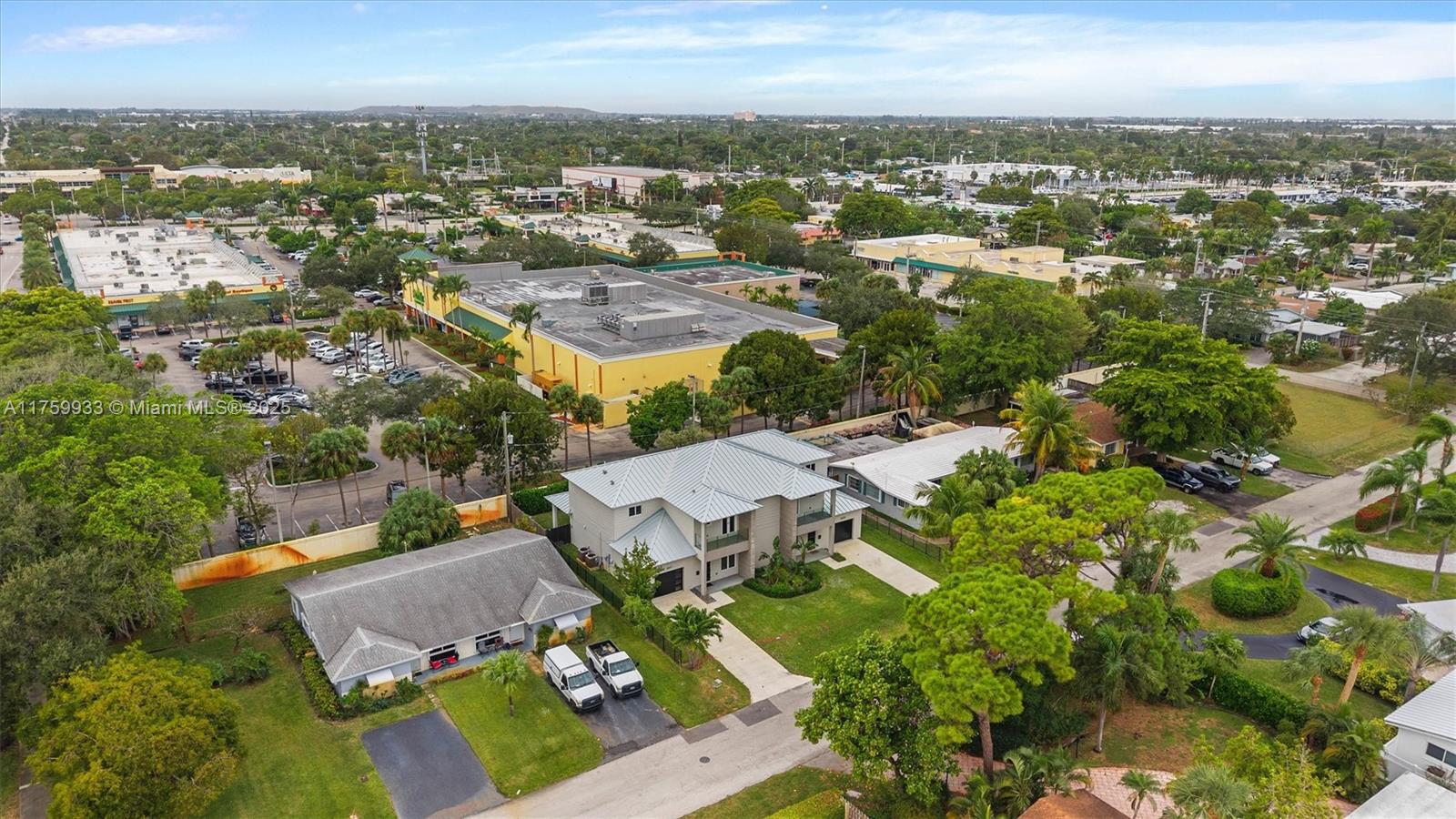 HILLSBORO ISLES - Residential Income