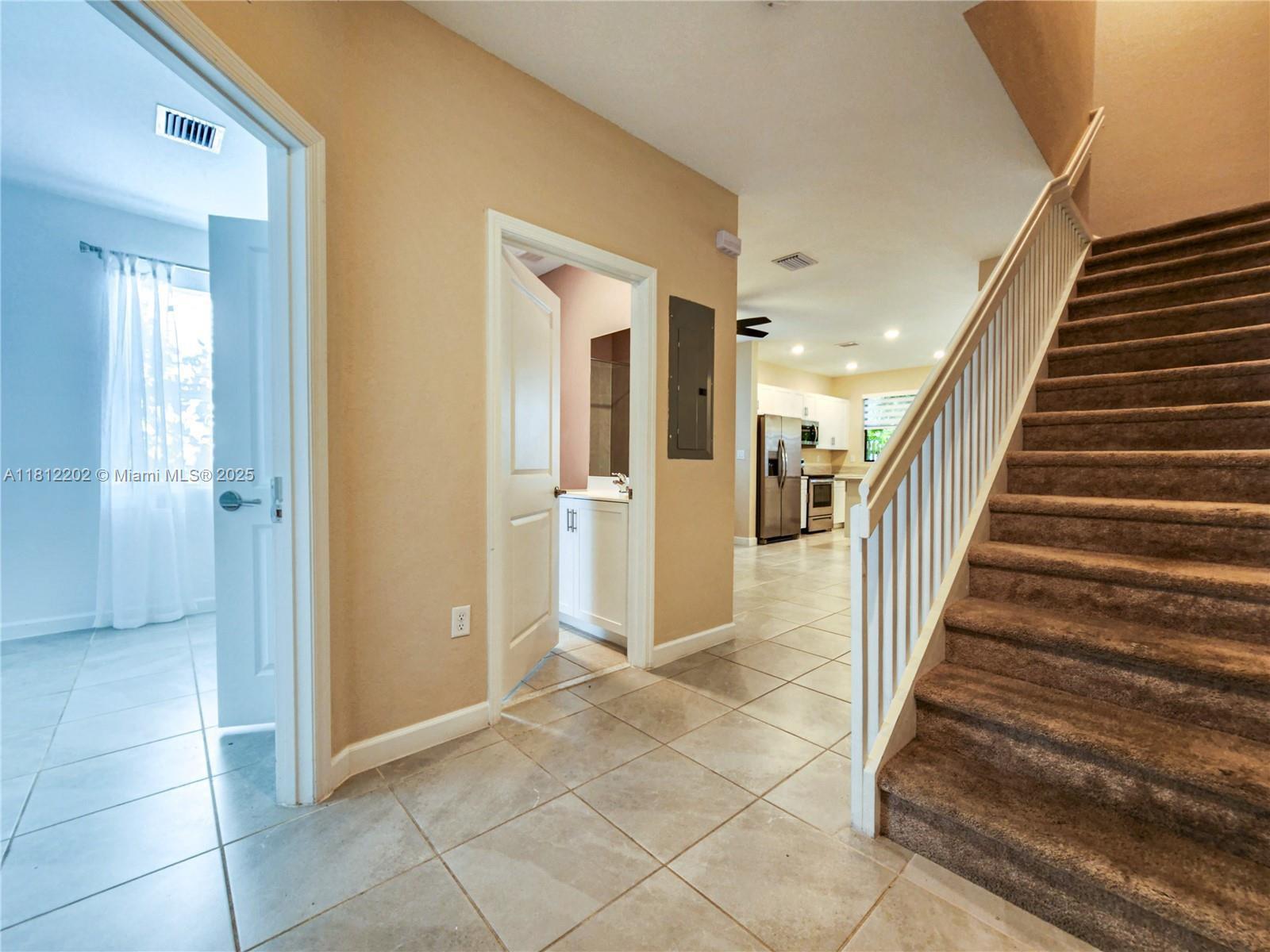 14817 SW 183rd Ter 14817