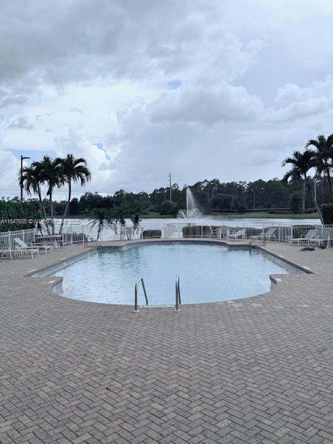 WATERWAYS OF NAPLES - Residential