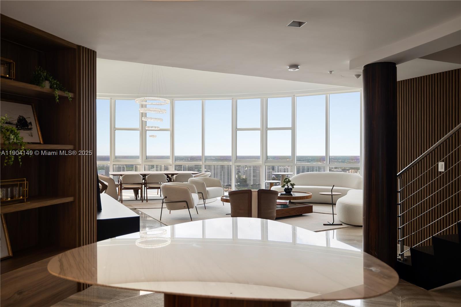 TRUMP ROYALE CONDO - Residential