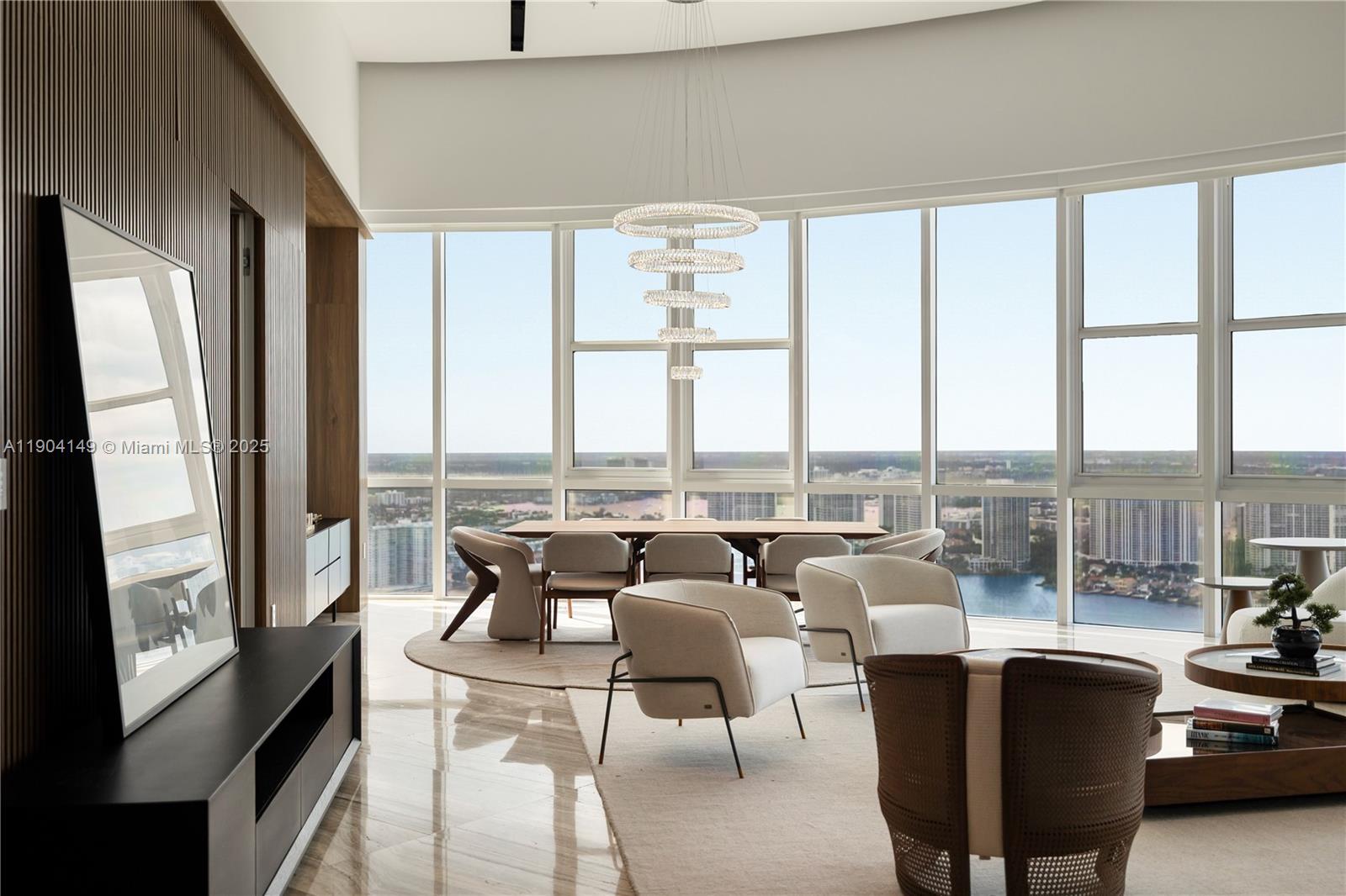 TRUMP ROYALE CONDO - Residential