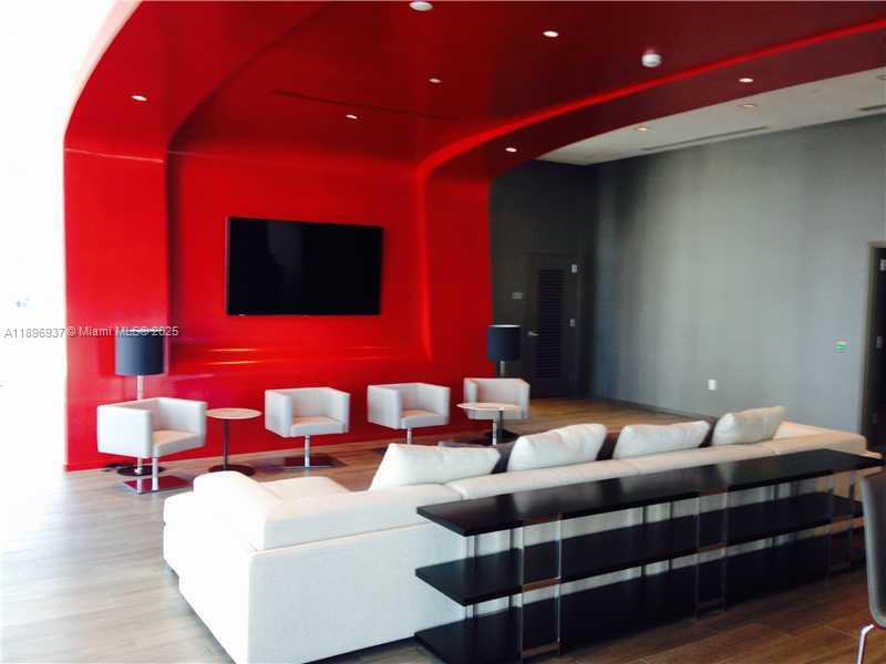 MILLECENTO - Residential Lease