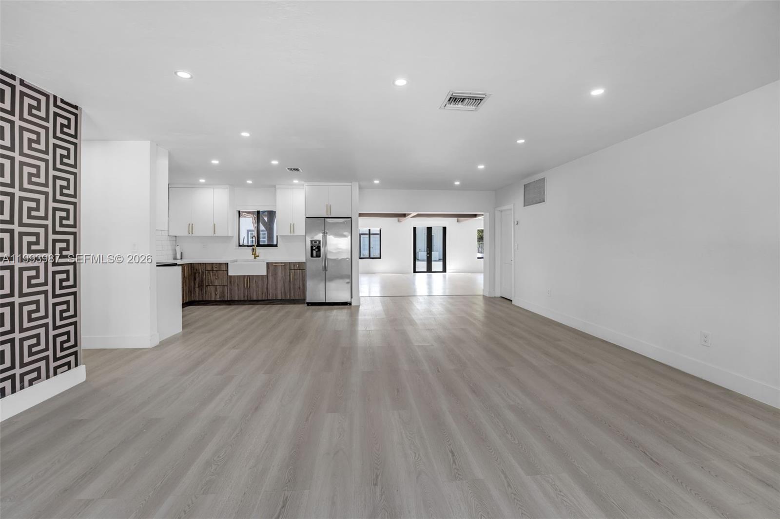 HEATHWOOD GROVES . EU-1 - Residential