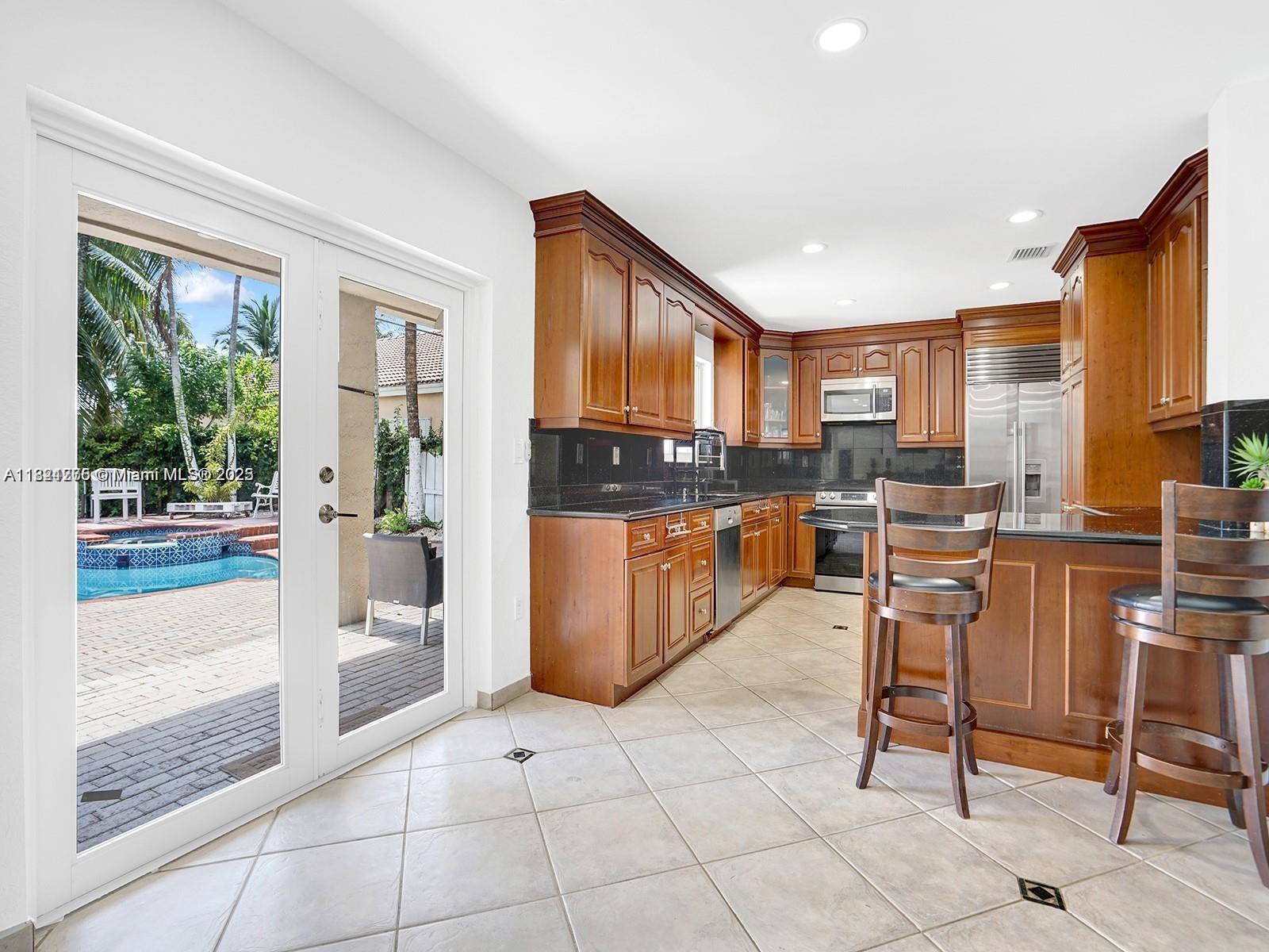 THE RESERVE AT DORAL - Residential