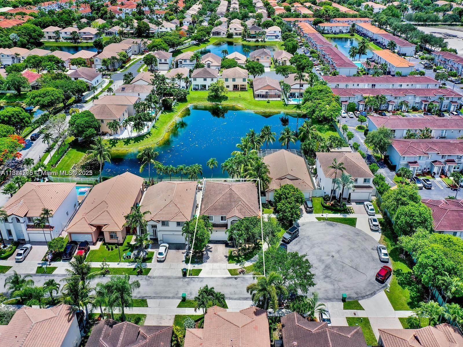 THE RESERVE AT DORAL - Residential