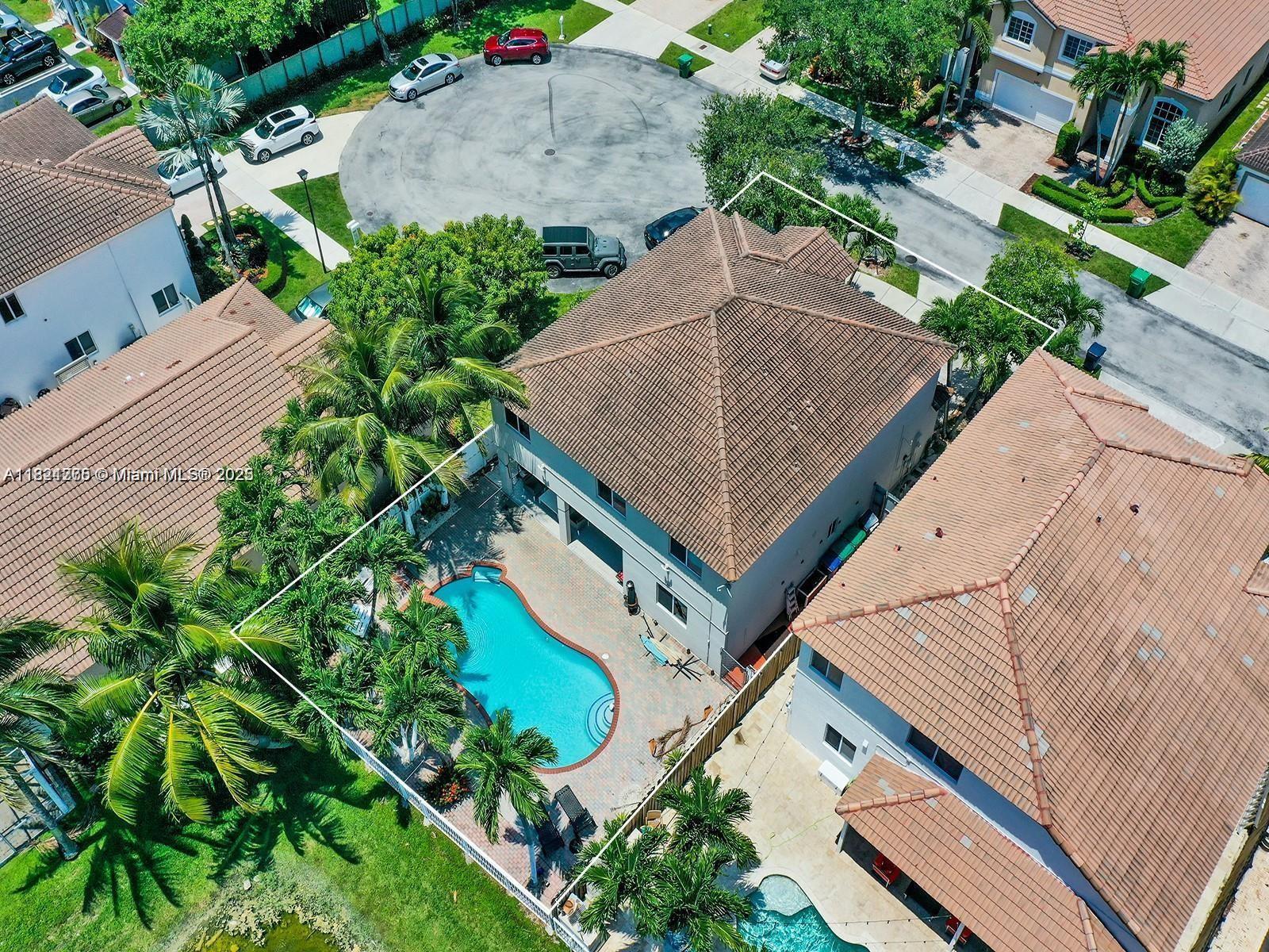 THE RESERVE AT DORAL - Residential