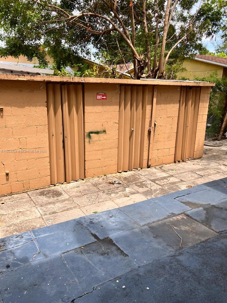 CAPLES AMD PL - Residential Income