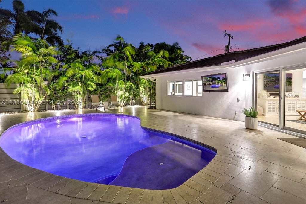 Photo of 2701 NE 30th St, Fort Lauderdale, FL 33306 (MLS # A12036114)