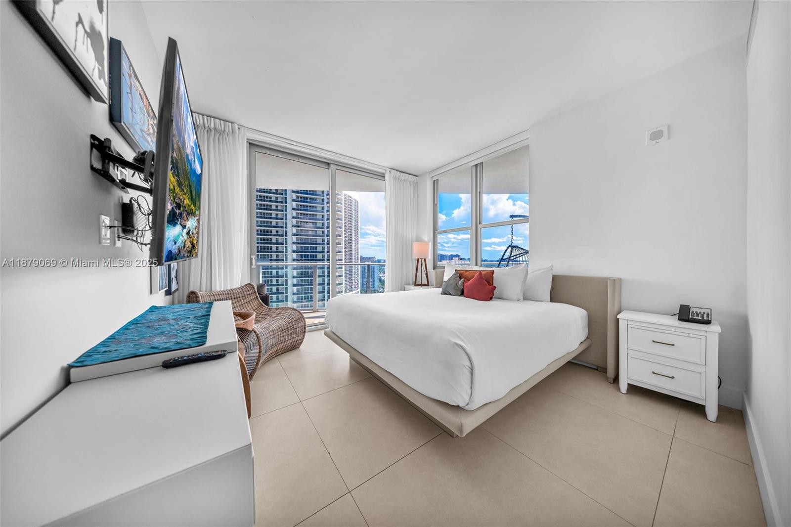 4111 SOUTH OCEAN DRIVE CO - Residential