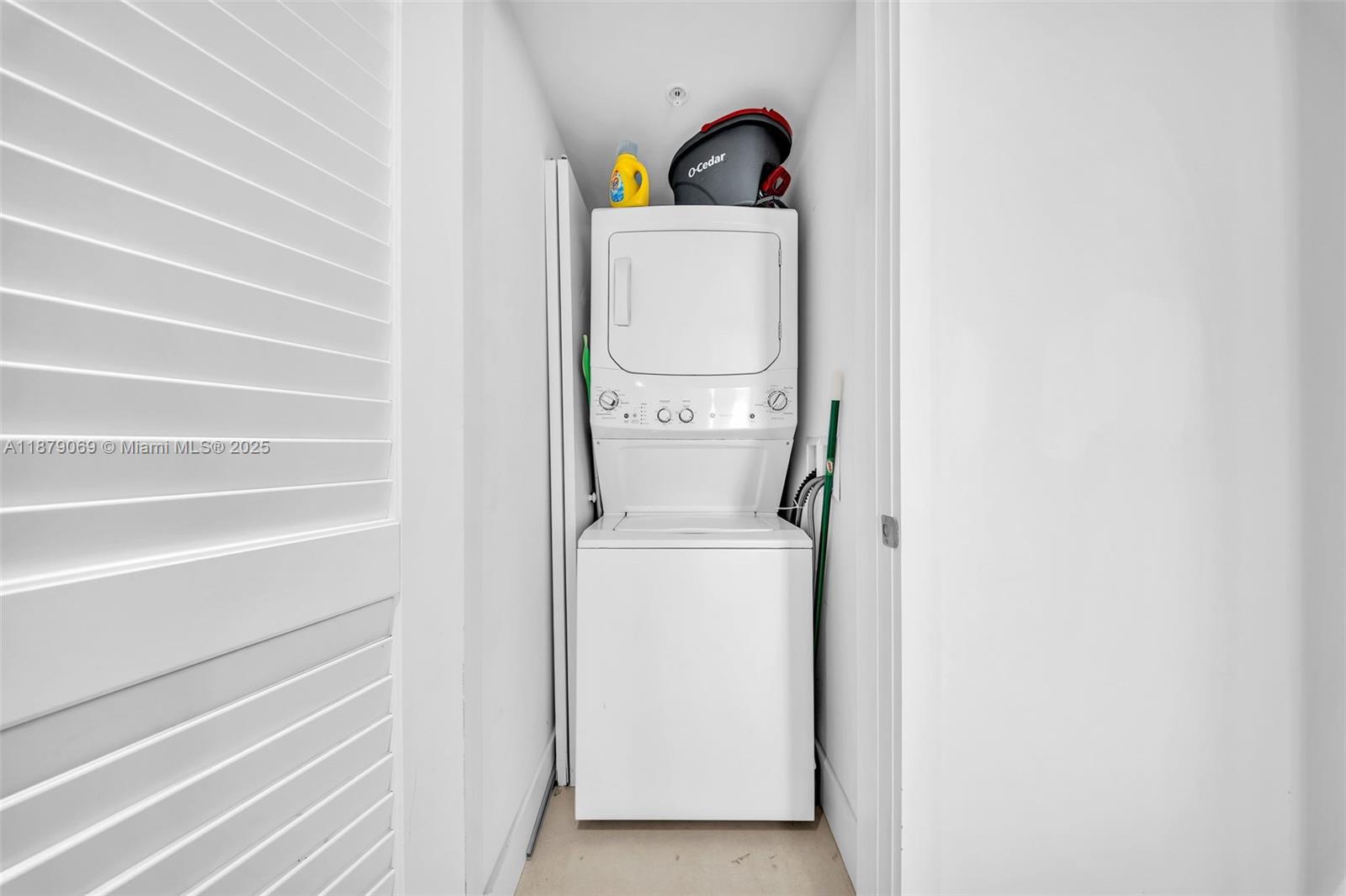 4111 SOUTH OCEAN DRIVE CO - Residential