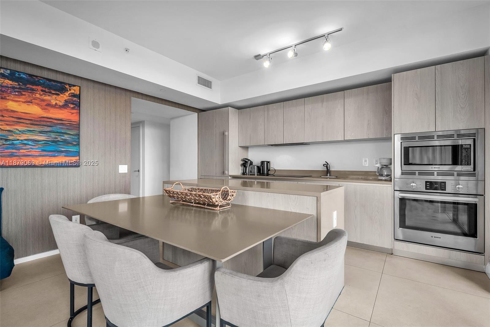 4111 SOUTH OCEAN DRIVE CO - Residential