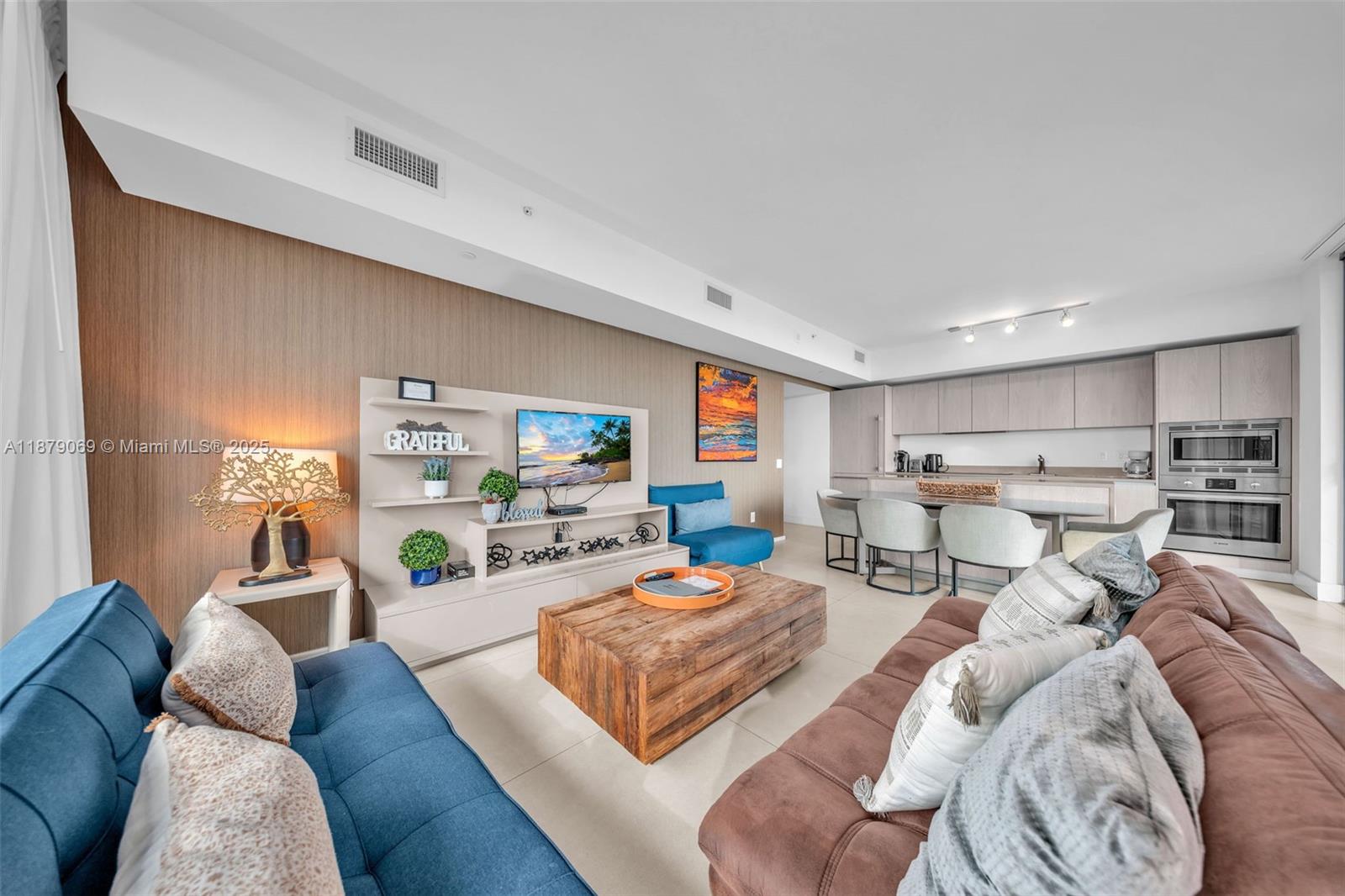 4111 SOUTH OCEAN DRIVE CO - Residential