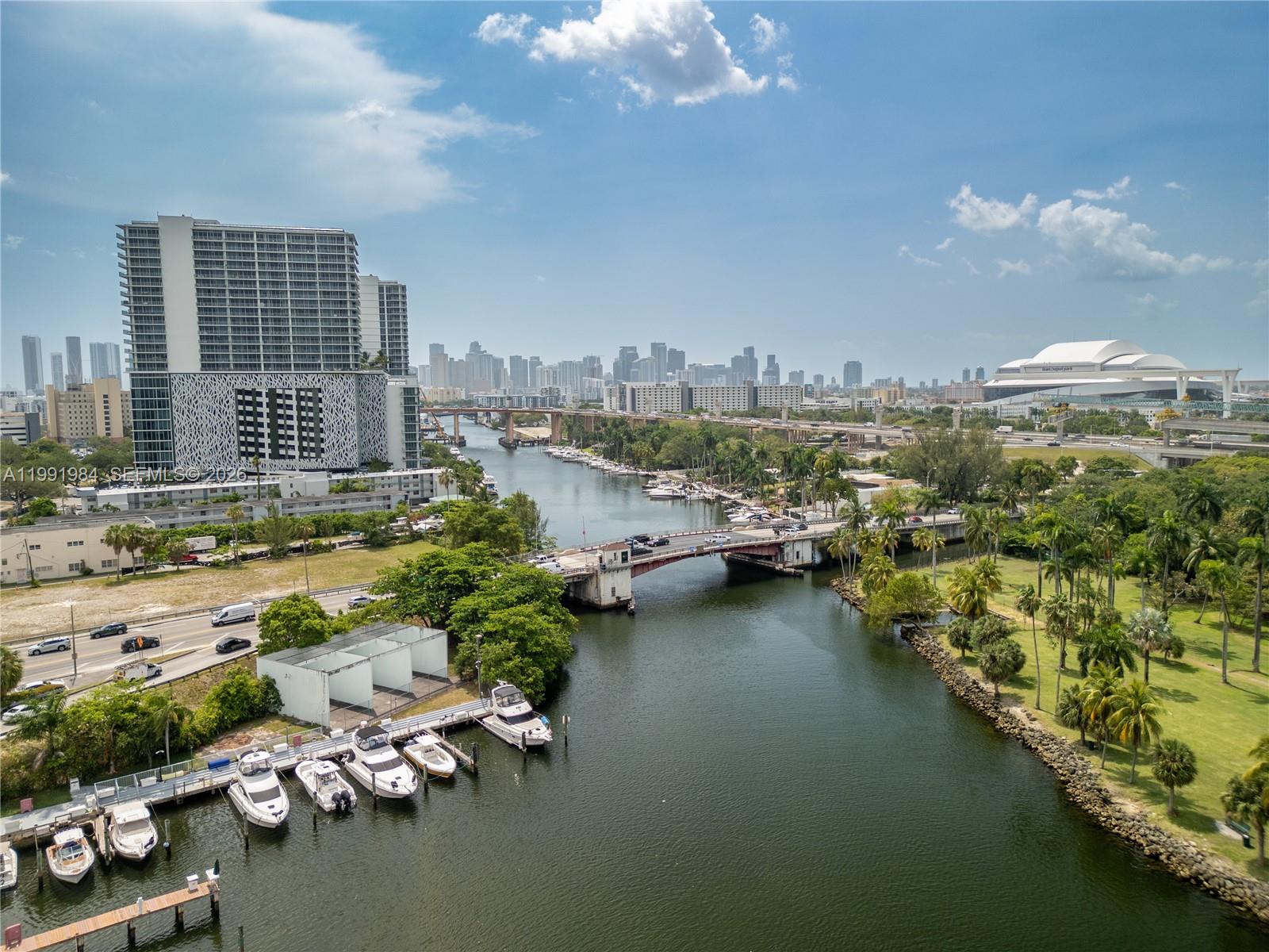 SERENITY ON THE RIVER CON - Residential