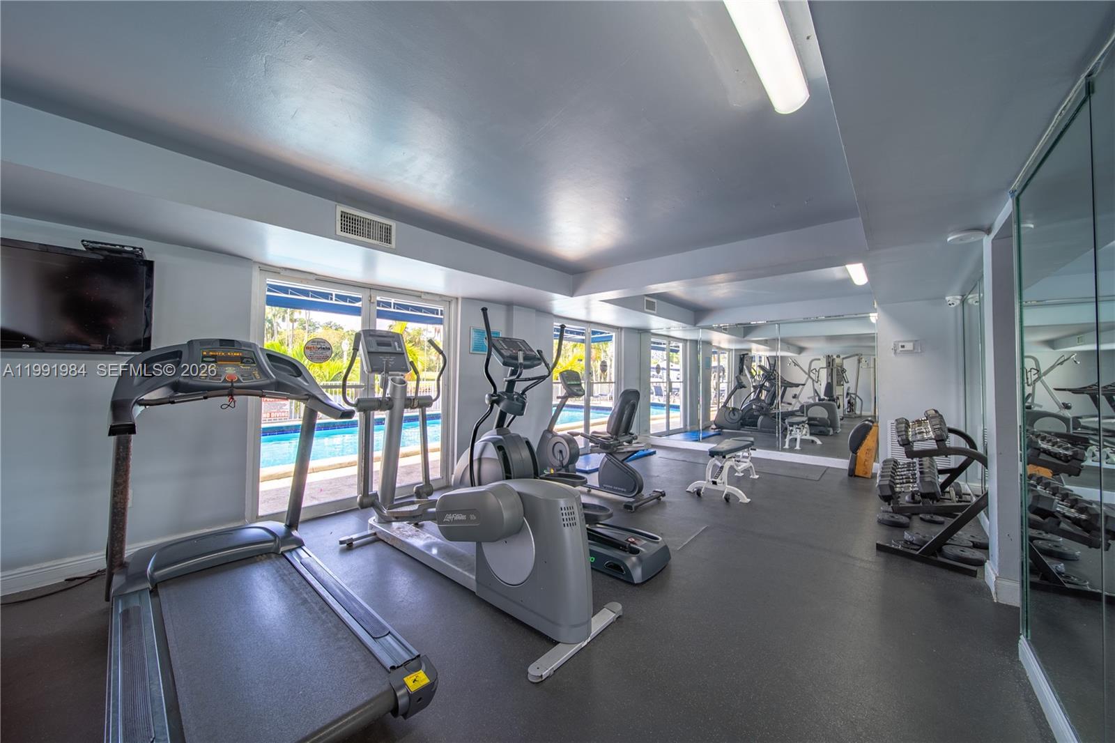 SERENITY ON THE RIVER CON - Residential