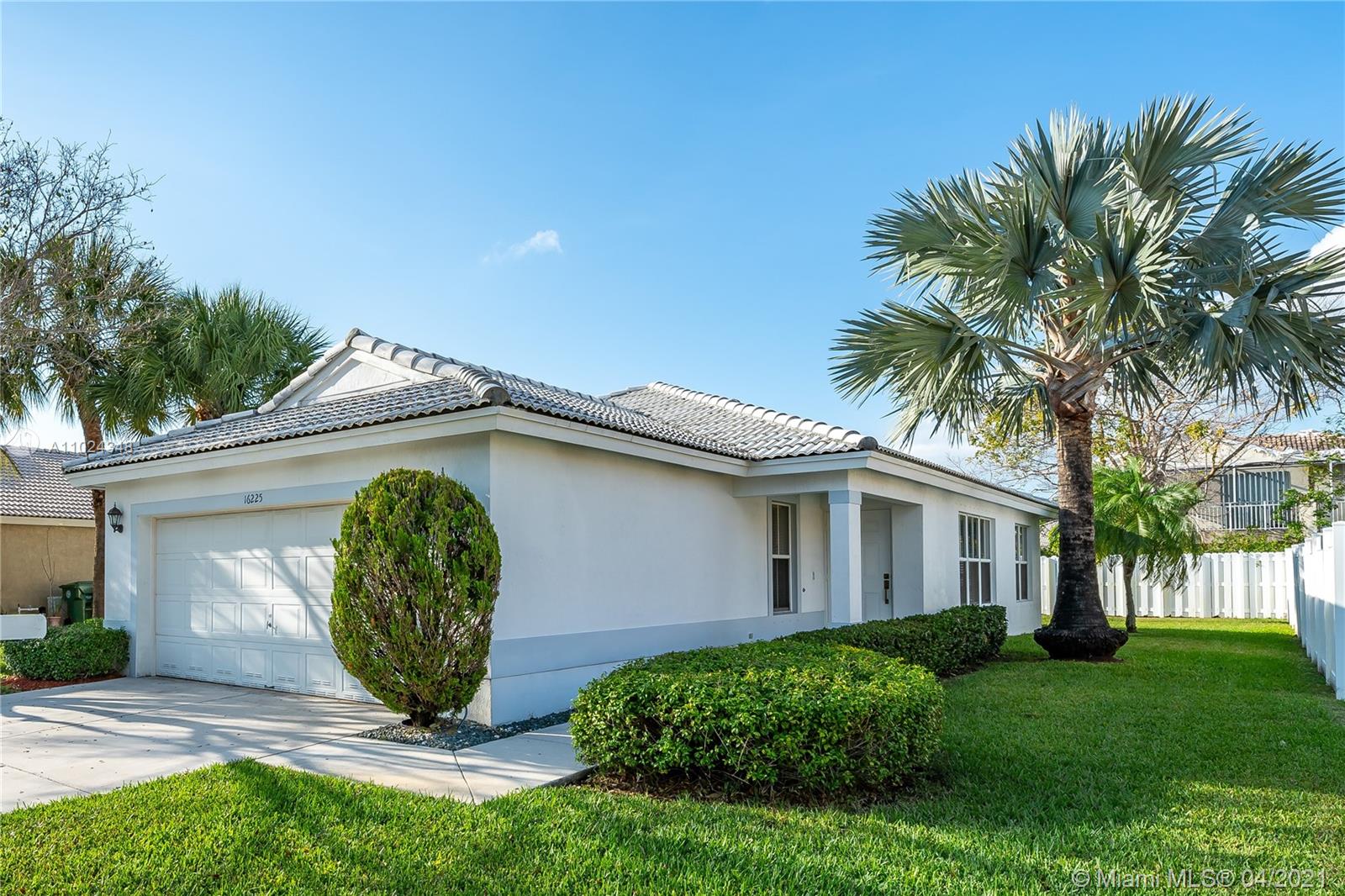 Pembroke Shores - Residential