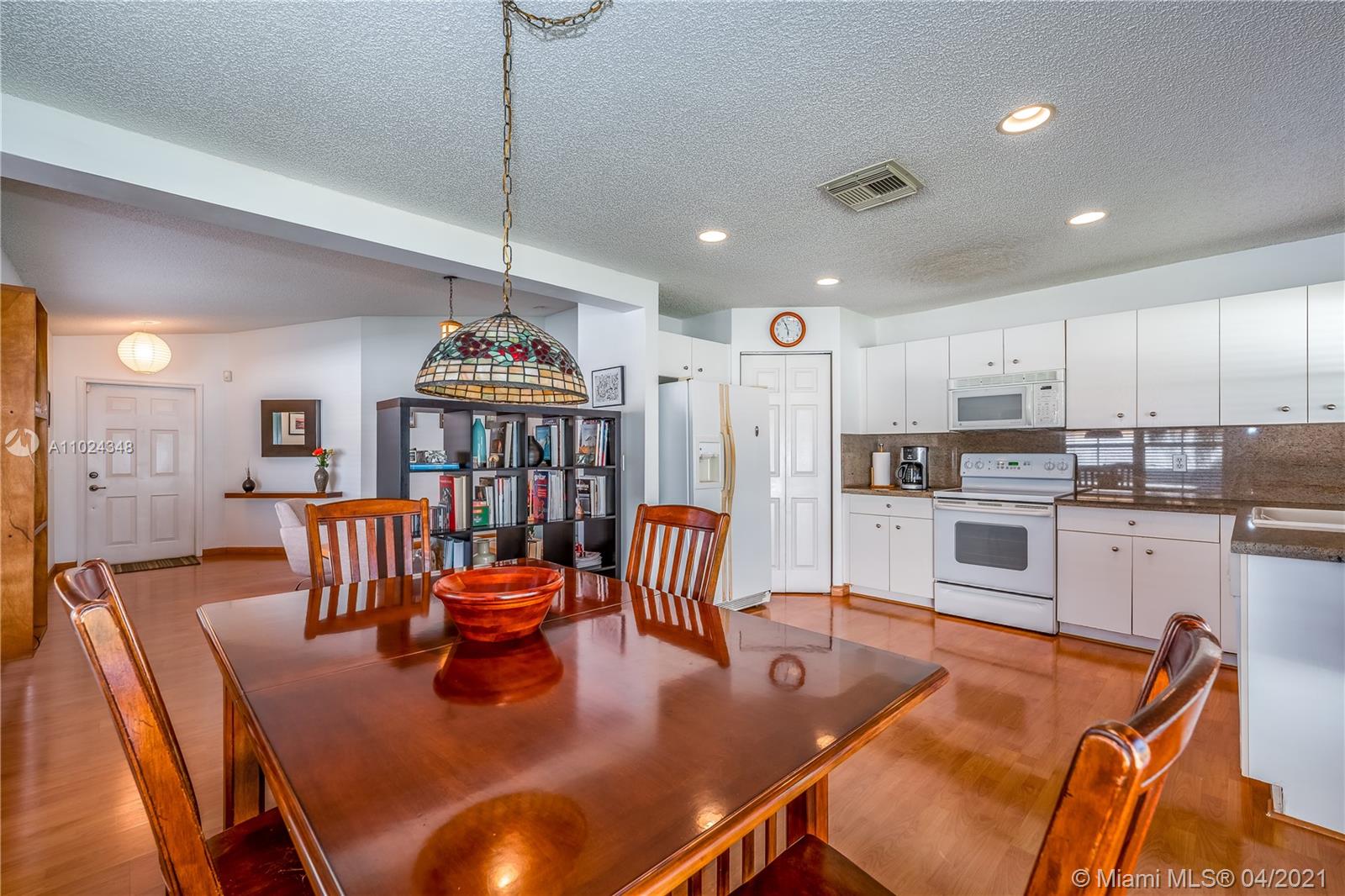 Pembroke Shores - Residential