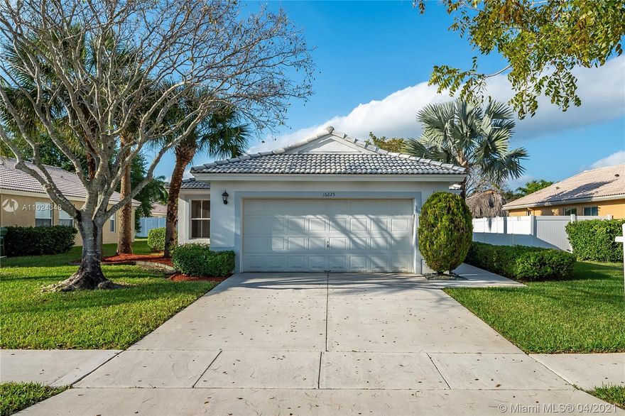 **AMAZING OPPORTUNITY TO OWN A 3 BED, 2 BATH, AND 2 CAR GARAGE HOME IN SOUGHT-AFTER PEMBROKE SHORES COMMUNITY. **THIS WONDERFUL HOUSE MAKES A GREAT STARTER OR DOWN-SIZE HOME. **FEATURING SPACIOUS BEDROOMS, MASTER BEDROOM HAS WALK-IN CLOSET WITH ORGANIZERS AND A SECOND WALL CLOSET. **NEW WATER HEATER. **BEAUTIFUL WOODEN LAMINATE FLOORS THROUGHOUT. **AMPLE KITCHEN WITH WALK-IN PANTRY, GRANITE COUNTERTOPS, AND PLENTY OF CABINET SPACE. **NEWER A/C. **OPEN FLOOR PLAN WITH LOTS OF NATURAL LIGHT. **HUGE BACKYARD WITH SPRINKLER SYSTEM AND ROOM FOR A POOL. **NEW HIGH-TECH GARAGE MOTOR THAT CAN BE CONTROLLED WITH PHONE. **FRIENDLY NEIGHBORS. **CONVENIENTLY LOCATED NEAR I-75, EXCELLENT SCHOOLS, PARKS, GROCERY STORES, AND SHOPPING CENTER.