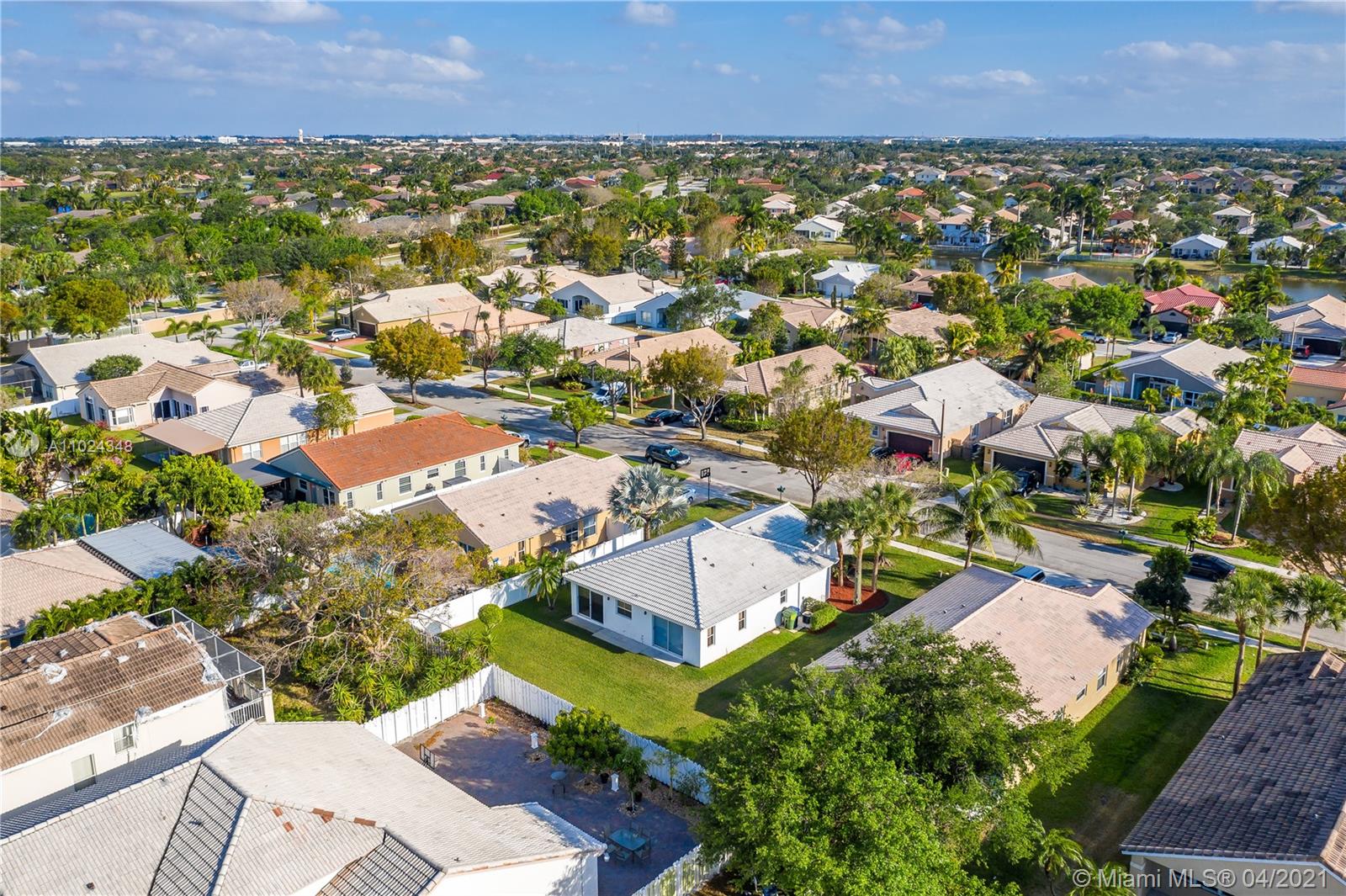 Pembroke Shores - Residential