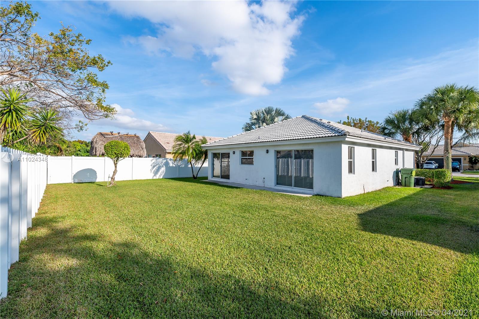 Pembroke Shores - Residential