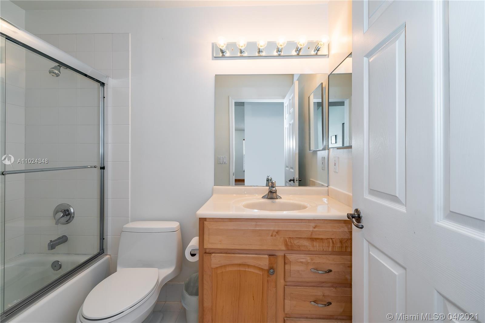 Pembroke Shores - Residential